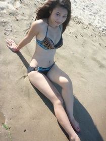 Petite teen Holly Hendrix
